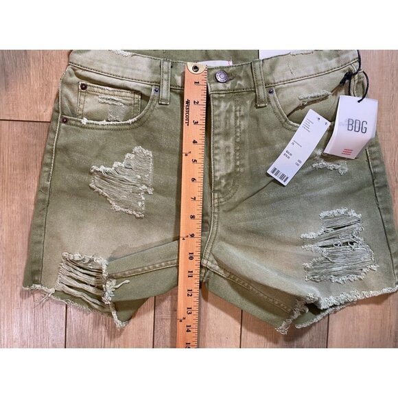 NWT! BDG Urban Outfitters Dropped Waist Destroy Shorts Womens 25 Moss Green - Picture 3 of 6